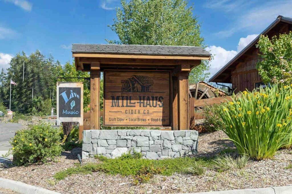 אשפורד R & R Chalet At Mt. Rainier מראה חיצוני תמונה