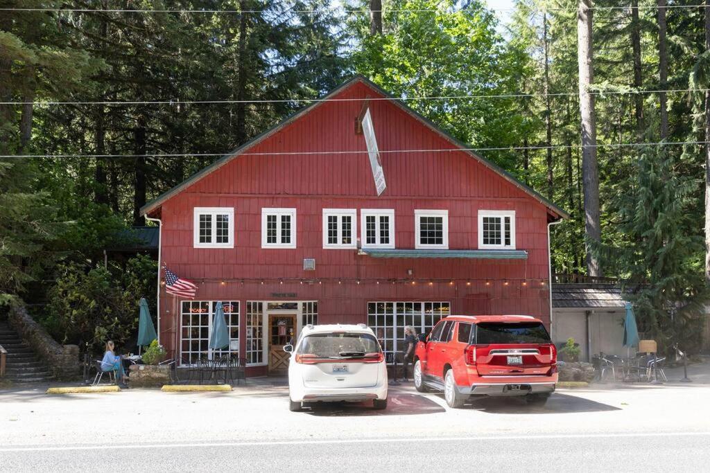 אשפורד R & R Chalet At Mt. Rainier מראה חיצוני תמונה